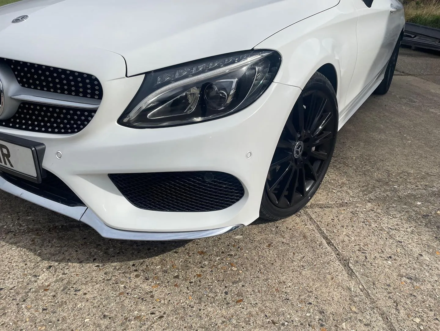 A white mercedes benz benz benz benz benz benz benz benz benz benz benz benz benz.